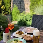 Hotell & Wagner