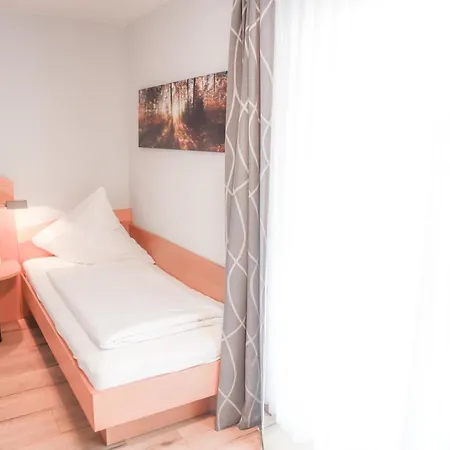 & Wagner Hotel