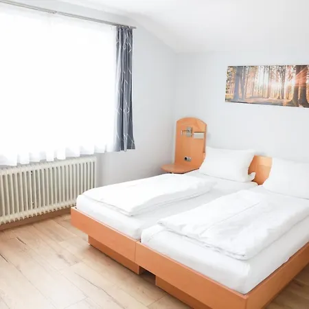 & Wagner ホテル 2*